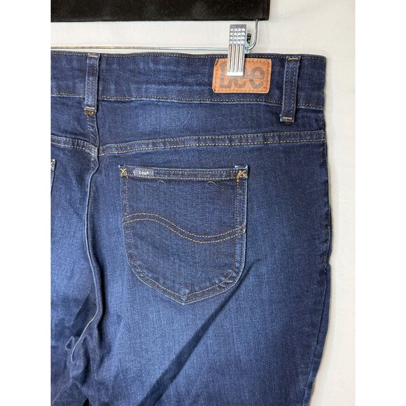 Lee Regular Fit Mid Rise Straight Leg Jeans Dark Wash Women’s 20W - Picture 8 of 8